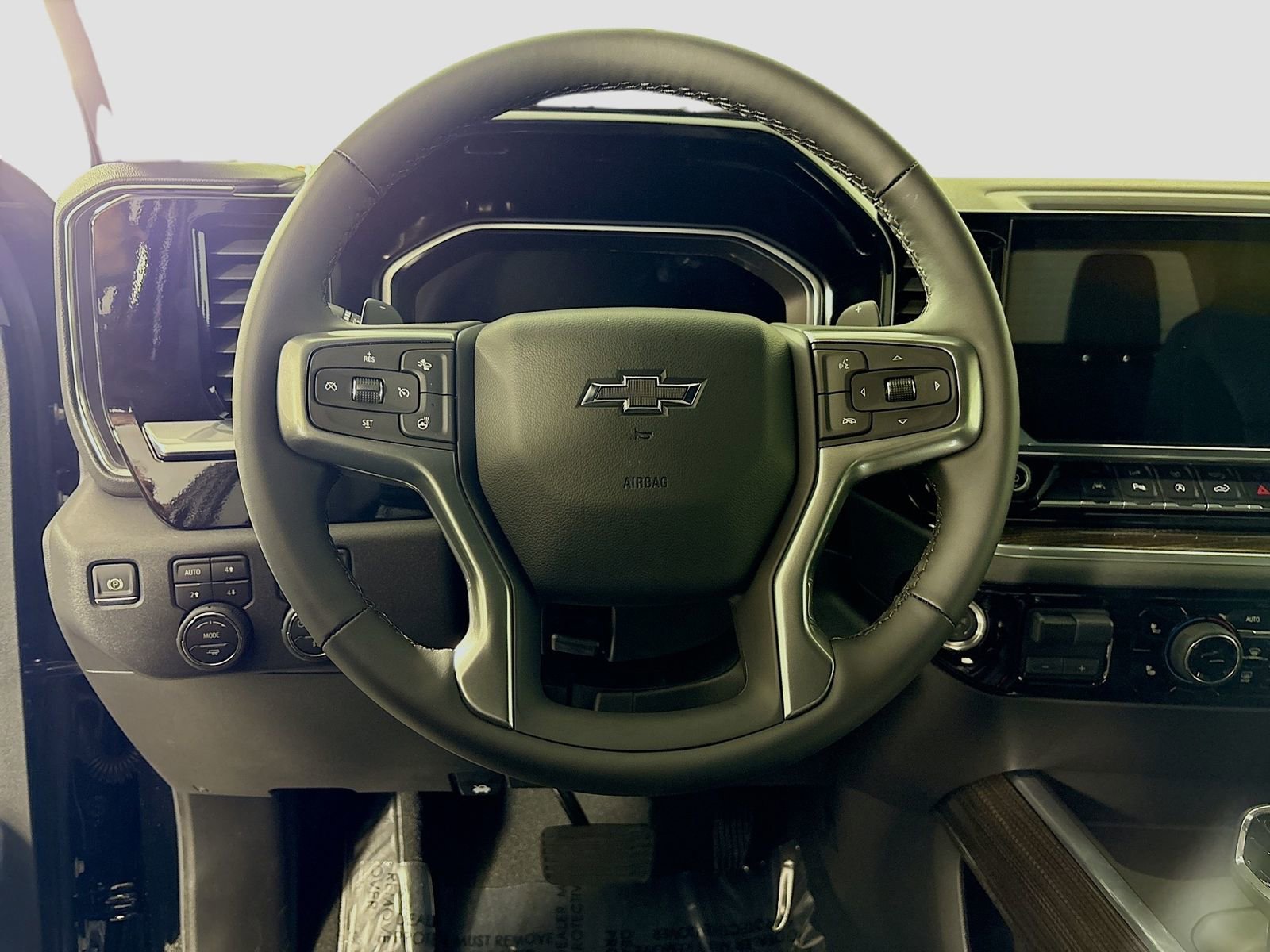 New 2026 Chevrolet Silverado 1500 LT Trail Boss w/ LT Trail Boss Premium Package AWD/4WD image 13