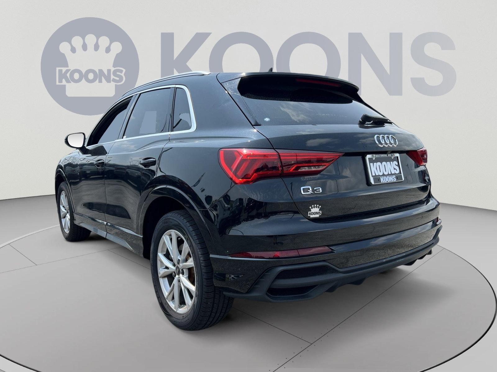 Used 2023 Audi Q3 2.0T Premium AWD/4WD image 4