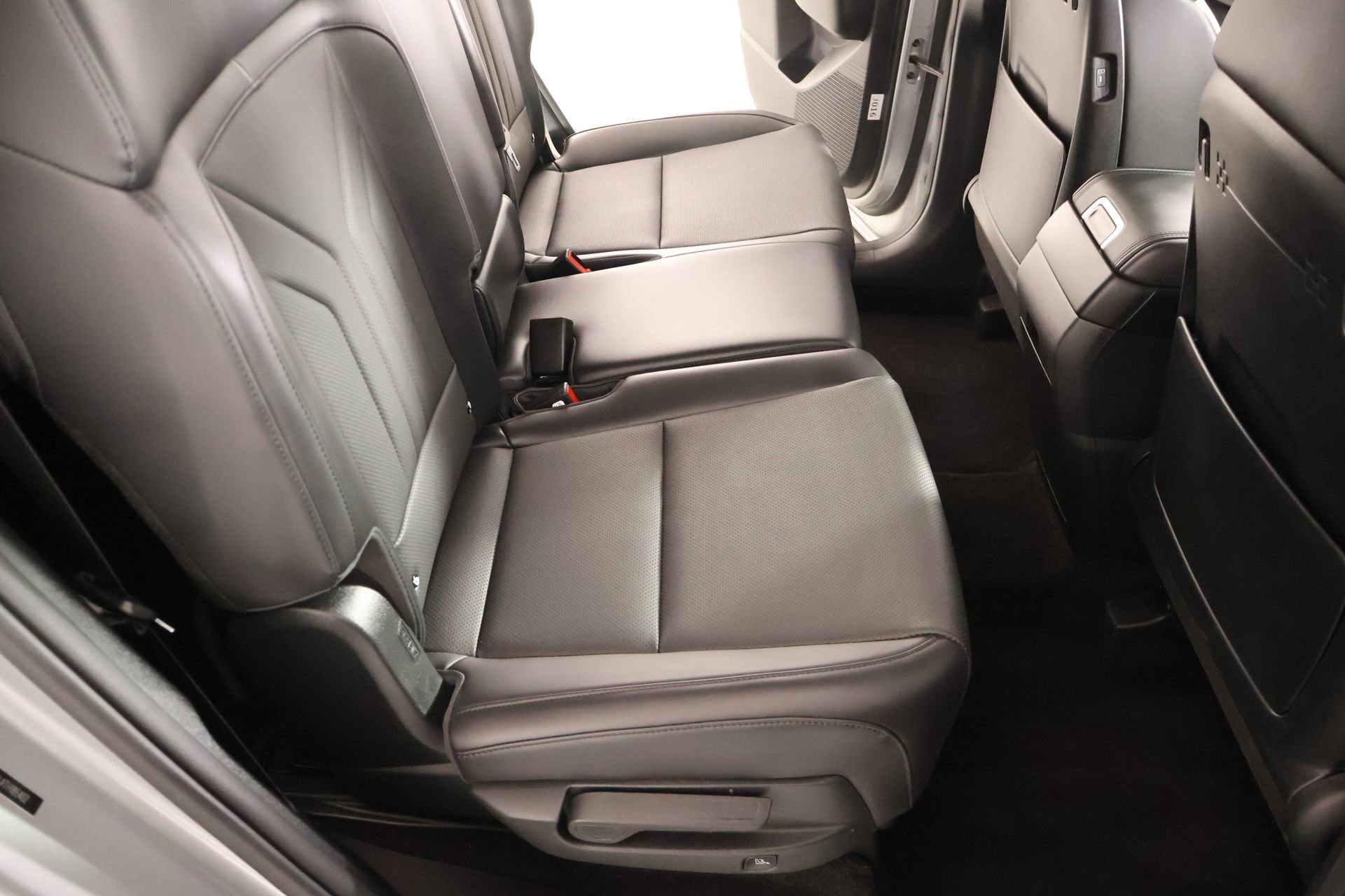 Used 2026 Hyundai Santa Fe SEL FWD image 15
