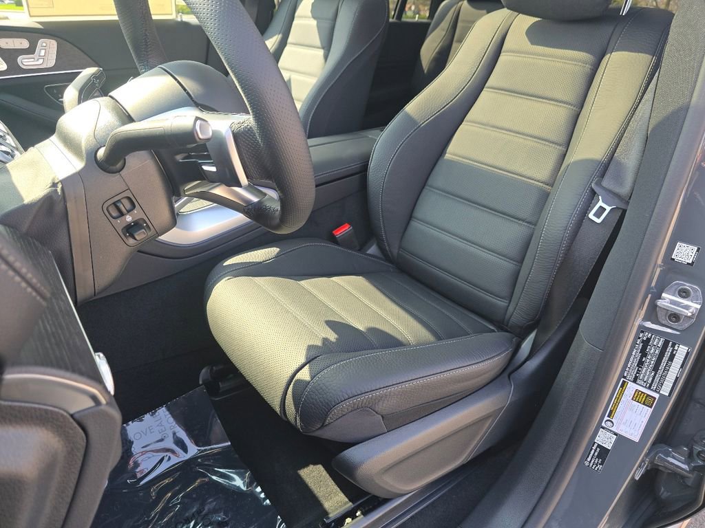 New 2026 Mercedes-Benz GLS 450 4MATIC image 24