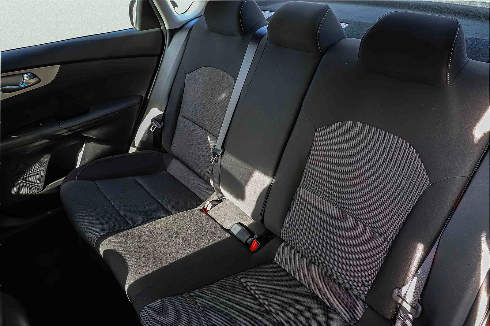Certified 2024 Kia Forte LXS w/ LXS Technology Package FWD image 21