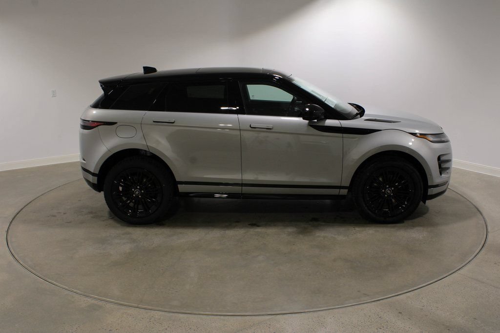 Certified 2026 Land Rover Range Rover Evoque Dynamic SE AWD/4WD image 6