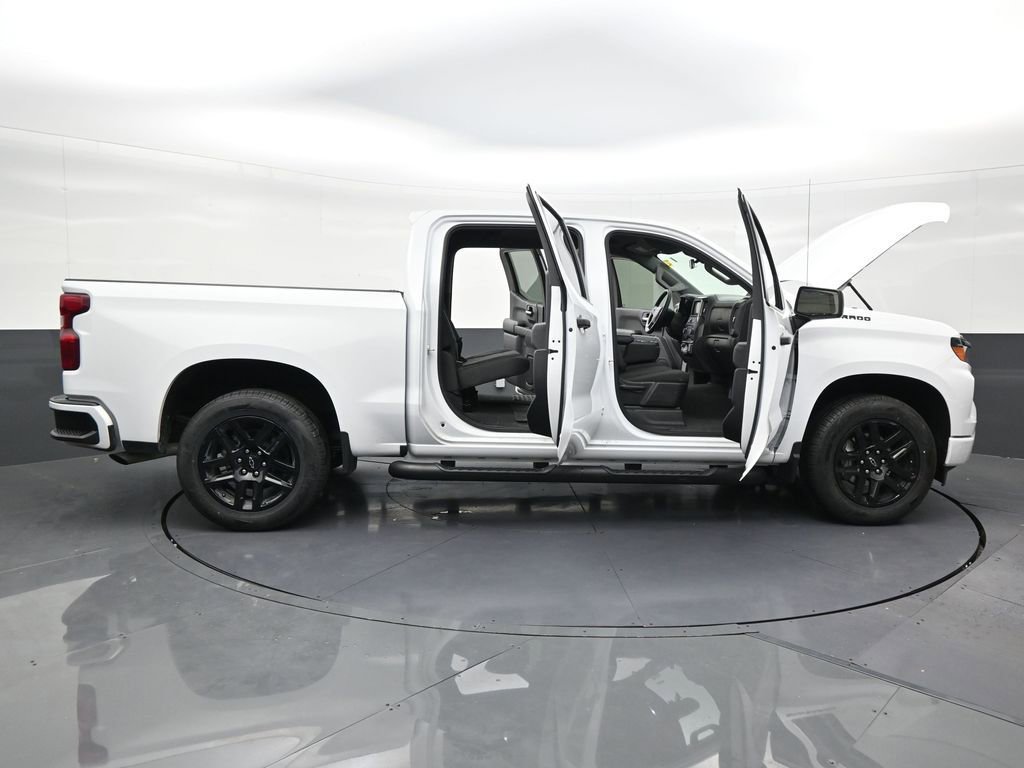 Used 2024 Chevrolet Silverado 1500 Custom w/ Turbomax Blackout Package RWD image 29