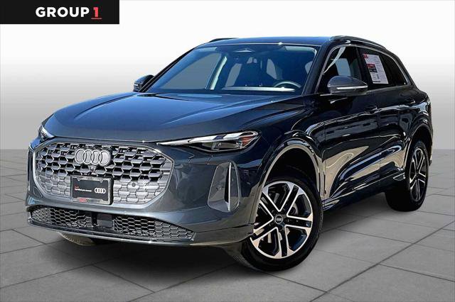 Certified 2025 Audi Q5 Premium w/ Convenience Package AWD/4WD image 1