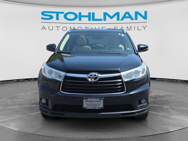 Used 2014 Toyota Highlander XLE AWD/4WD image 2