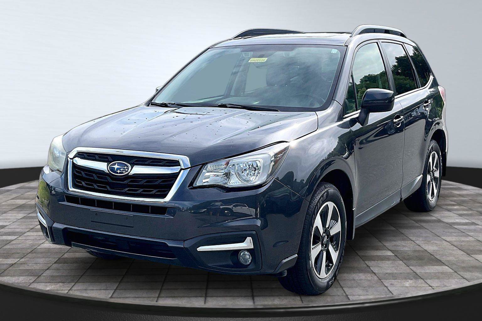 Used 2018 Subaru Forester 2.5i Premium AWD/4WD image 12