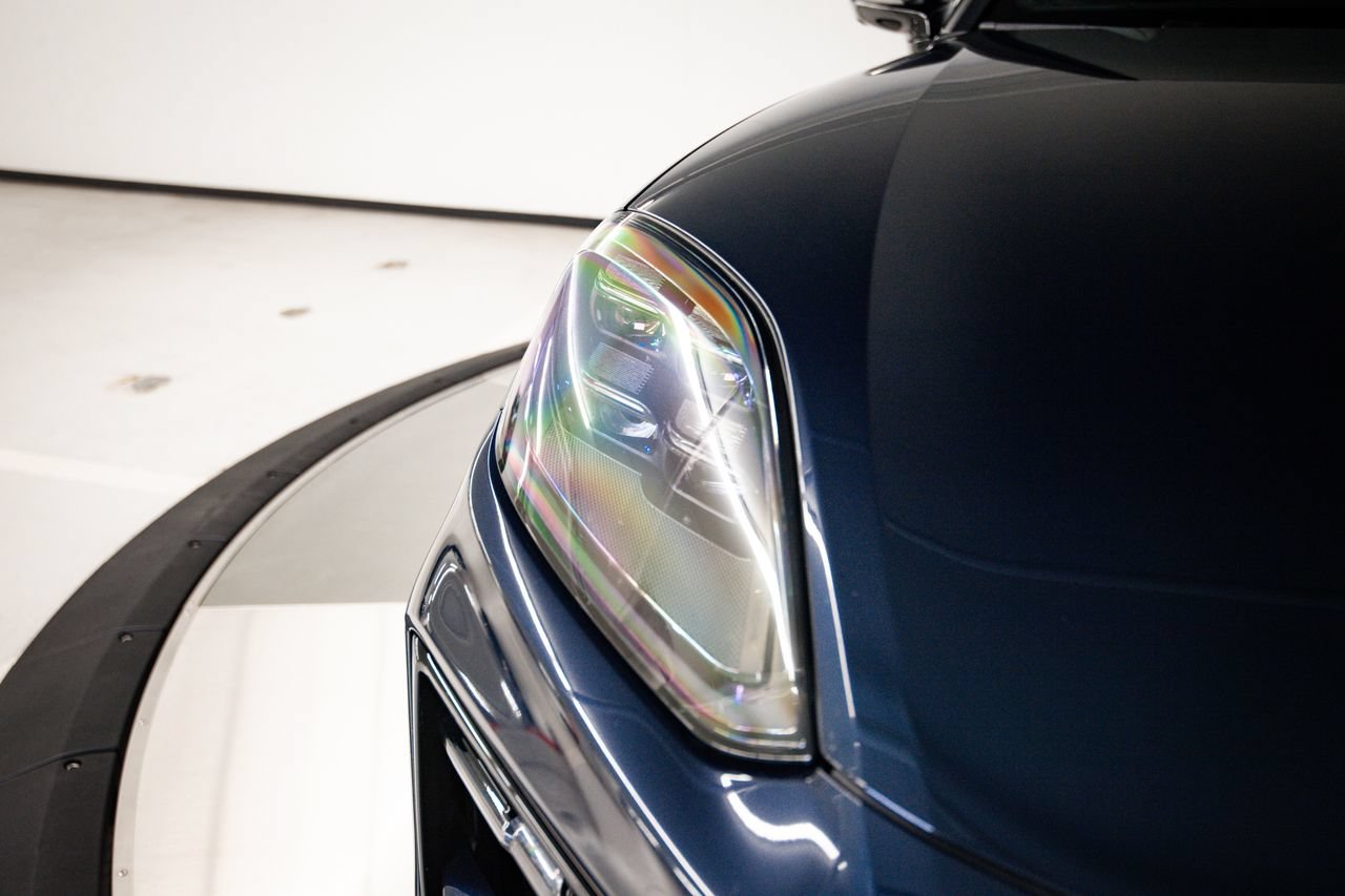 Certified 2025 Porsche Cayenne GTS AWD/4WD image 13