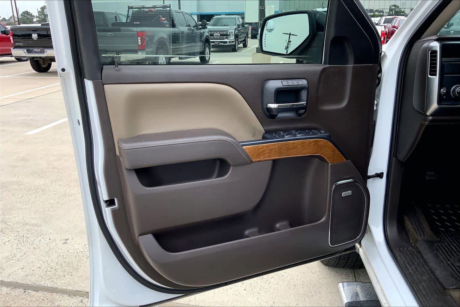 Used 2016 Chevrolet Silverado 1500 LTZ w/ Texas Edition RWD image 21
