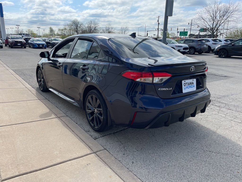 Used 2023 Toyota Corolla SE FWD image 7