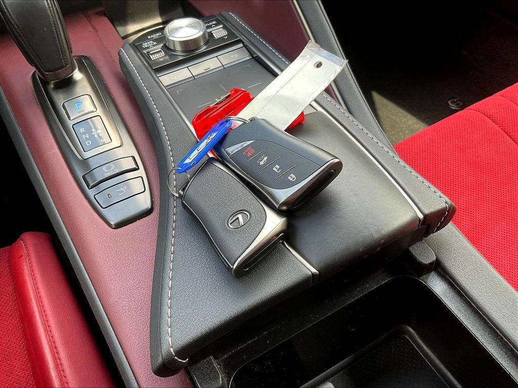 Used 2021 Lexus LC 500 Coupe w/ Performance Package RWD image 32