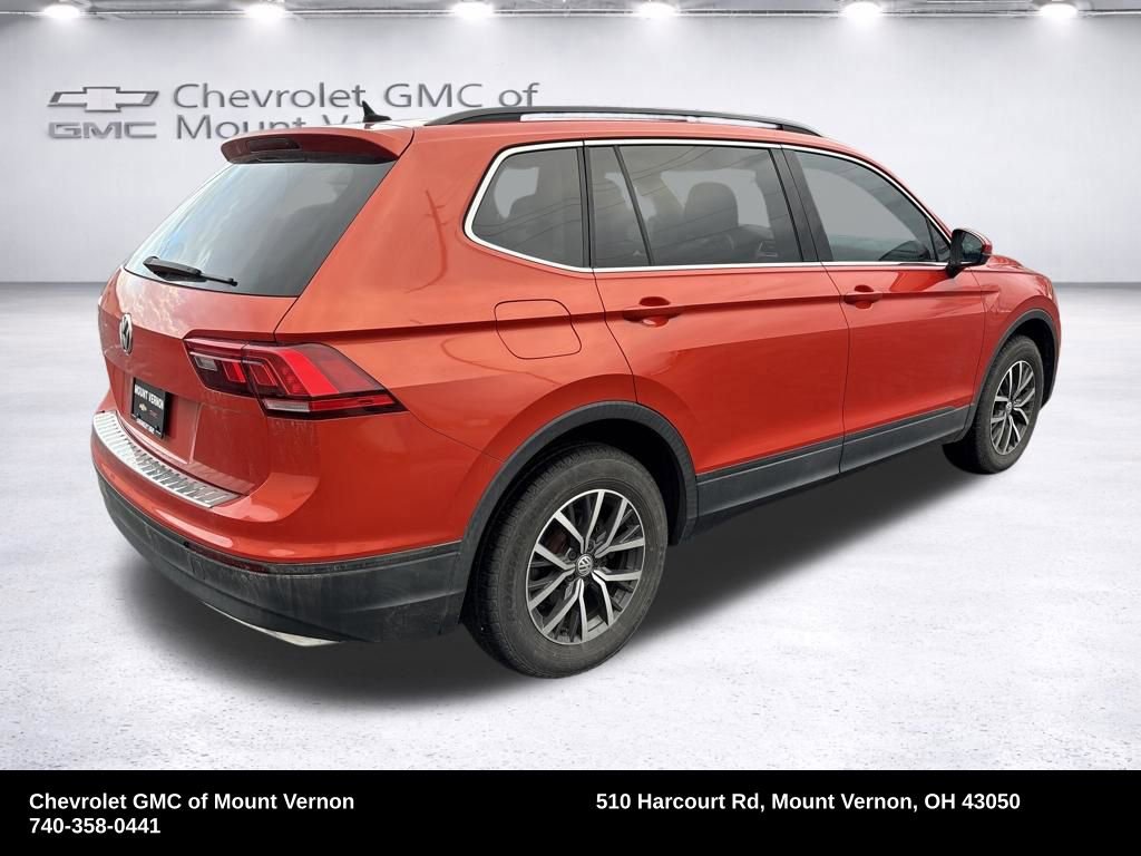 Used 2019 Volkswagen Tiguan SE w/ Panoramic Sunroof Package image 5