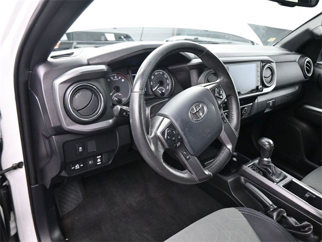 Used 2020 Toyota Tacoma TRD Off-Road image 18