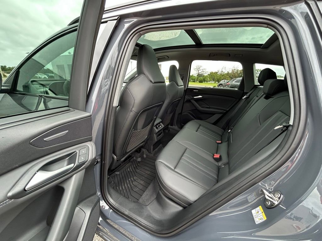 Used 2025 Audi Q6 e-tron Premium Plus w/ Premium Plus image 64