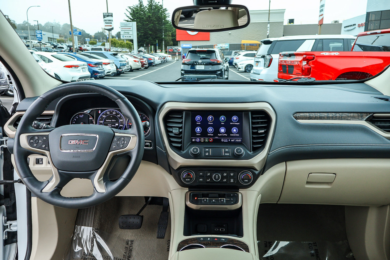 Used 2023 GMC Acadia Denali AWD/4WD image 8