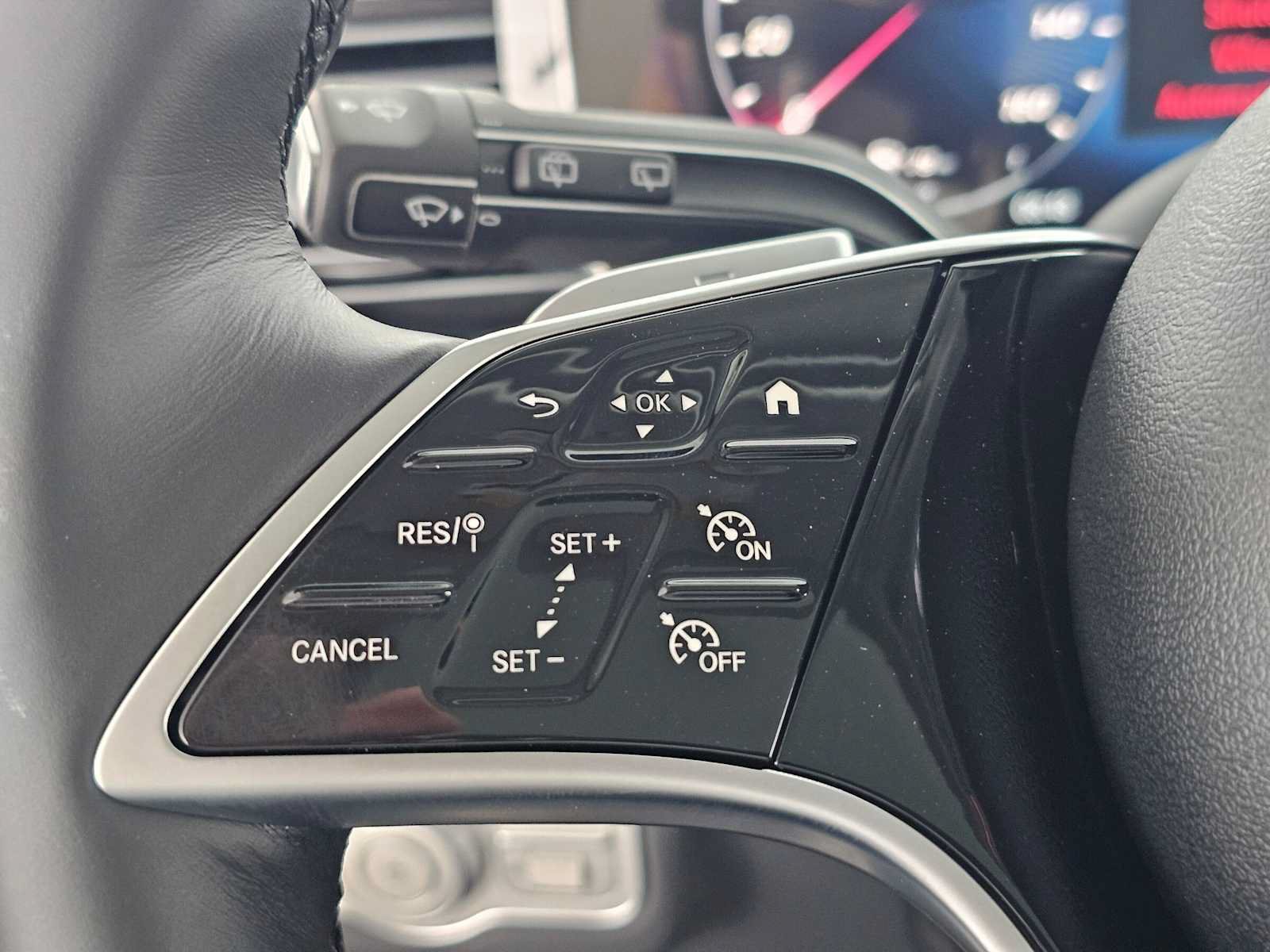 New 2026 Mercedes-Benz GLE 450e 4MATIC image 29