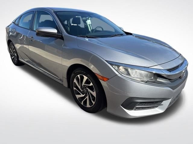 Used 2018 Honda Civic EX image 4
