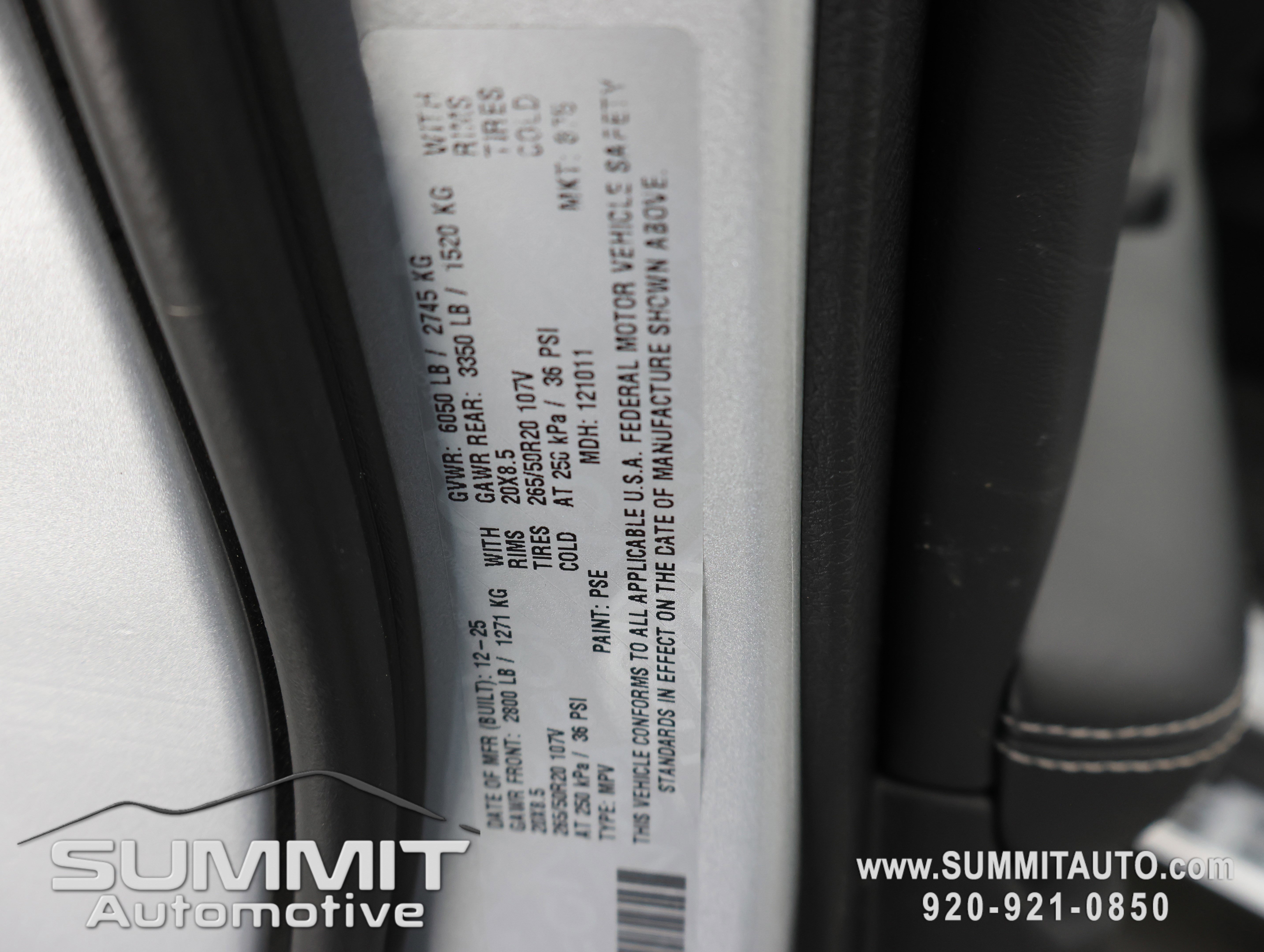 New 2025 Jeep Grand Cherokee Limited w/ Black Appearance Package image 62