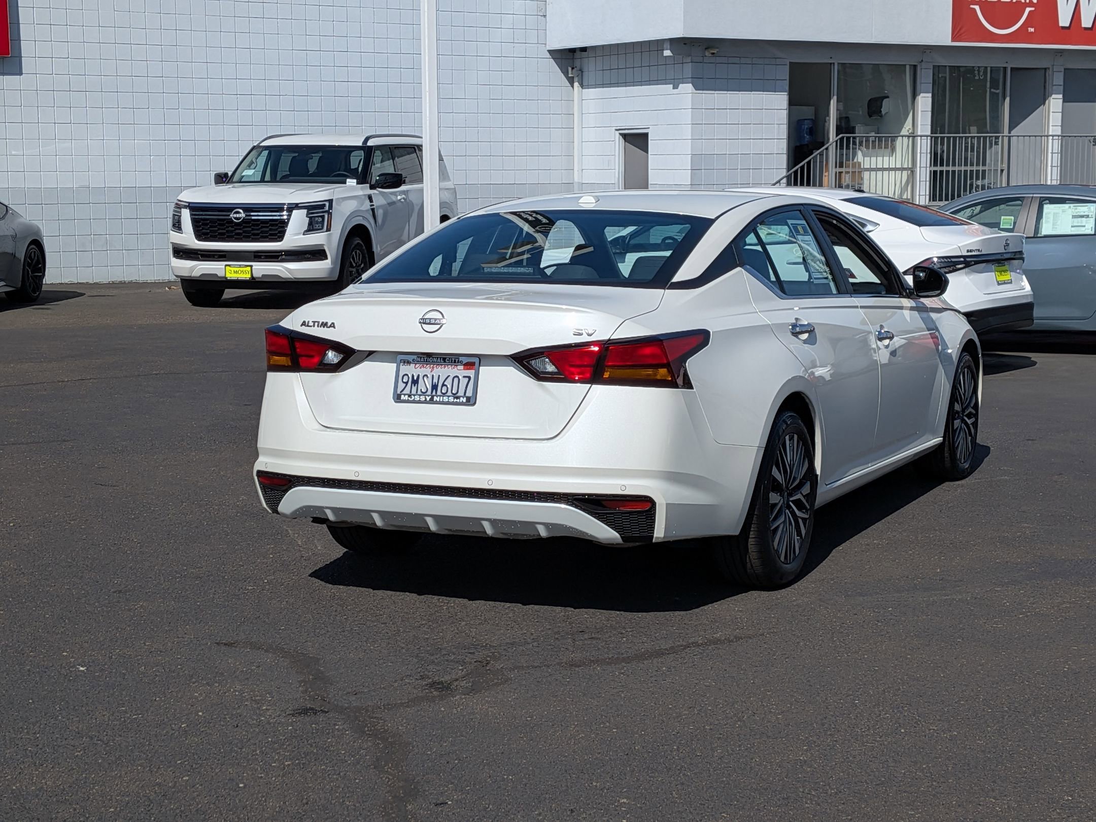 Used 2024 Nissan Altima 2.5 SV image 8
