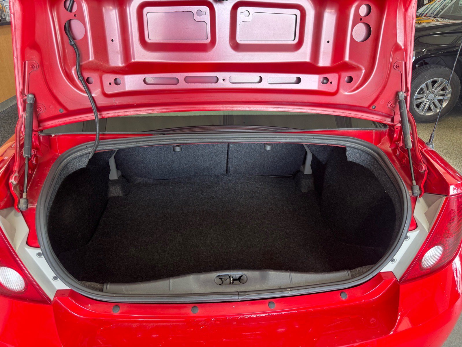 Used 2006 Chevrolet Cobalt LS FWD image 8