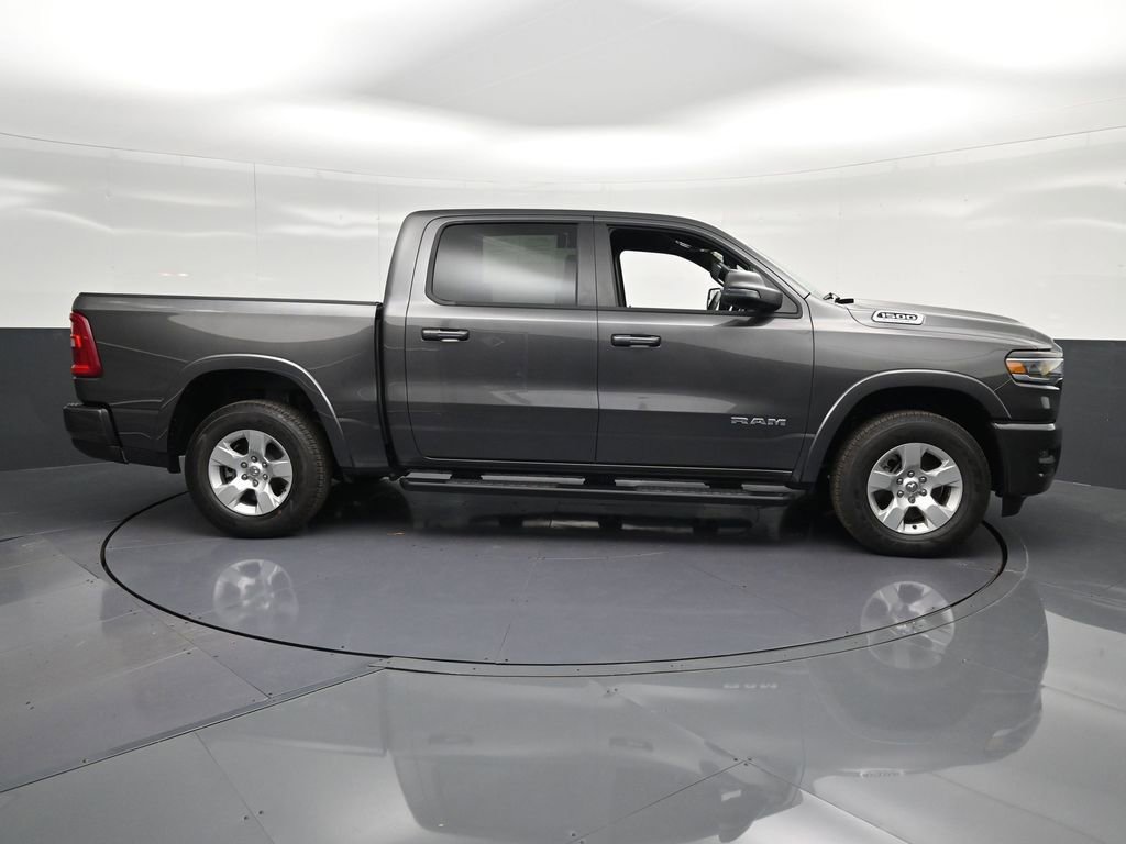 Used 2025 RAM 1500 Big Horn AWD/4WD image 4