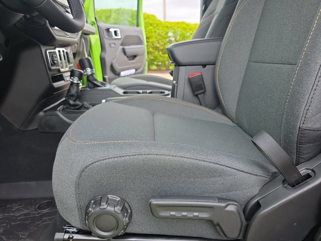 New 2026 Jeep Wrangler Sport AWD/4WD image 27