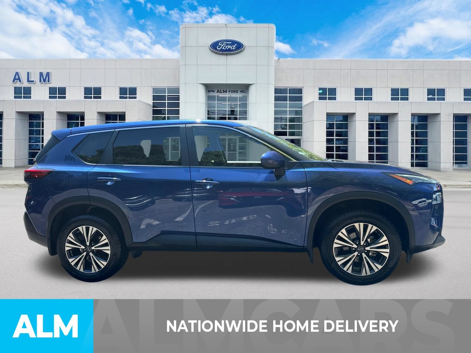 Used 2023 Nissan Rogue SV AWD/4WD image 4