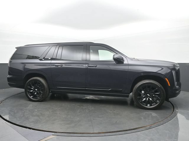 New 2026 Cadillac Escalade ESV Sport w/ LPO, ONYX Package AWD/4WD image 6