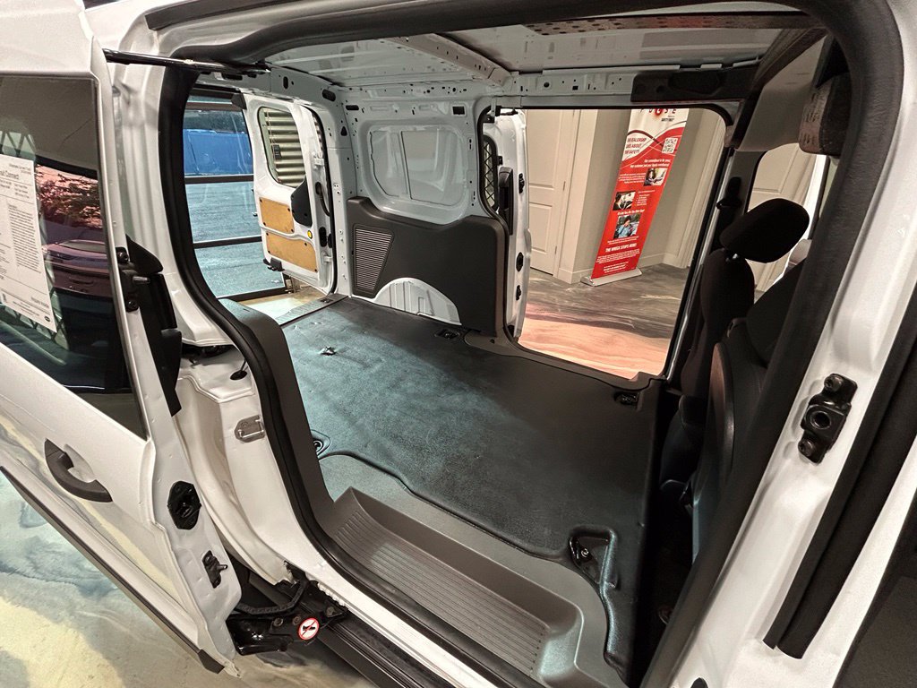 Used 2019 Ford Transit Connect XLT FWD image 36