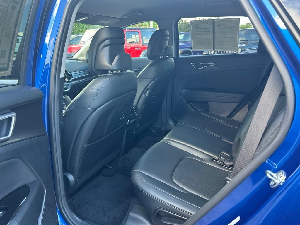 Used 2025 Kia Sportage EX FWD image 30