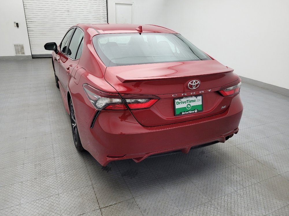 Used 2021 Toyota Camry SE FWD image 6