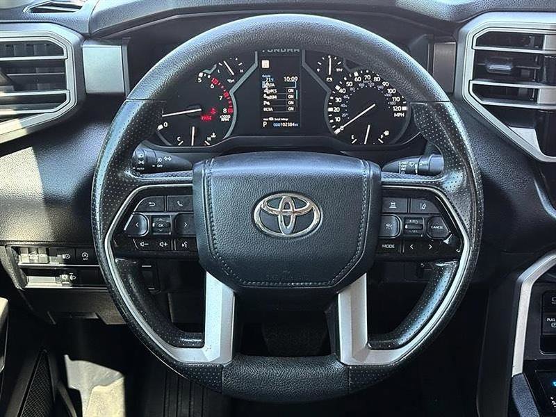 Used 2022 Toyota Tundra SR5 w/ SR5 Convenience Package AWD/4WD image 19