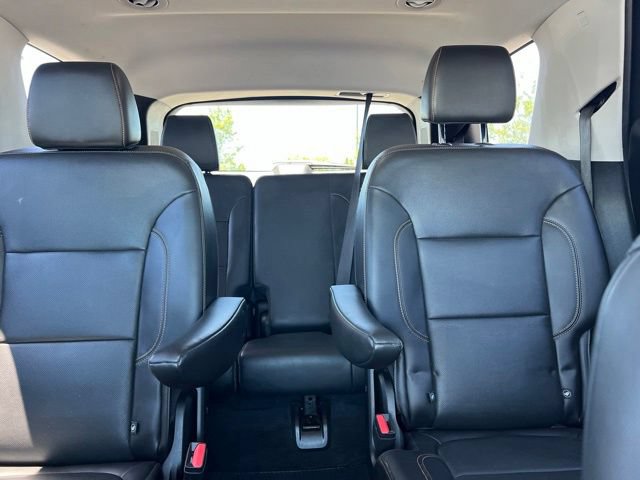 Used 2021 Chevrolet Traverse Premier w/ Redline Edition AWD/4WD image 32