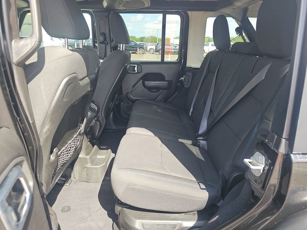 Used 2025 Jeep Wrangler Unlimited Rubicon 4xe w/ Safety Group image 5