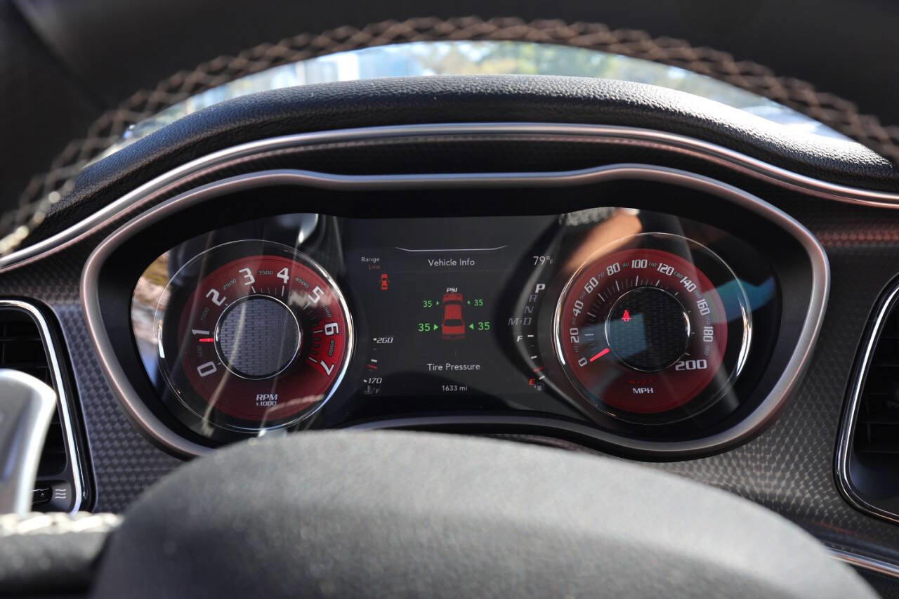 Used 2015 Dodge Challenger SRT Hellcat image 81