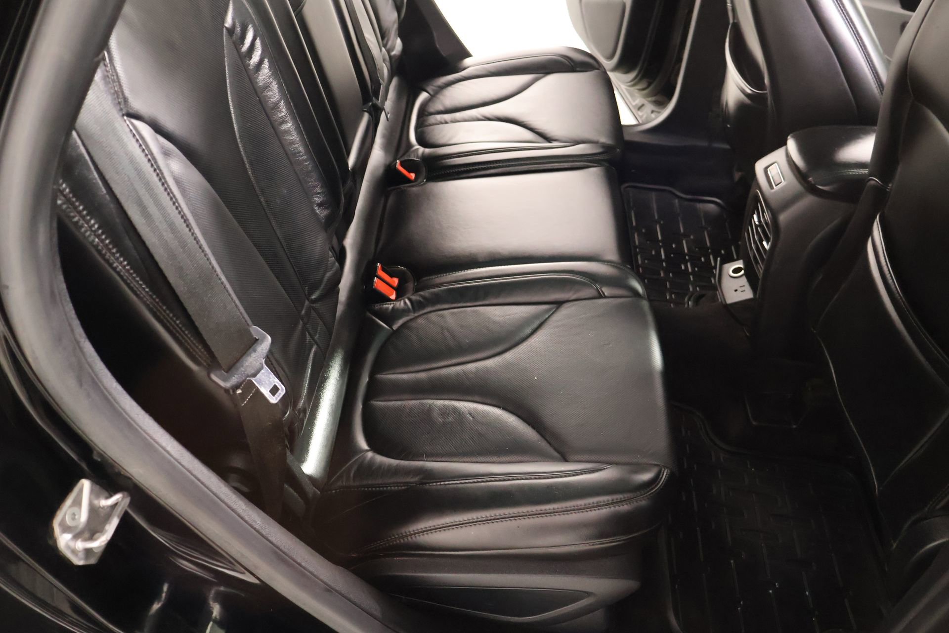 Used 2017 Lincoln MKC Reserve w/ Lincoln MKC Climate Package image 14