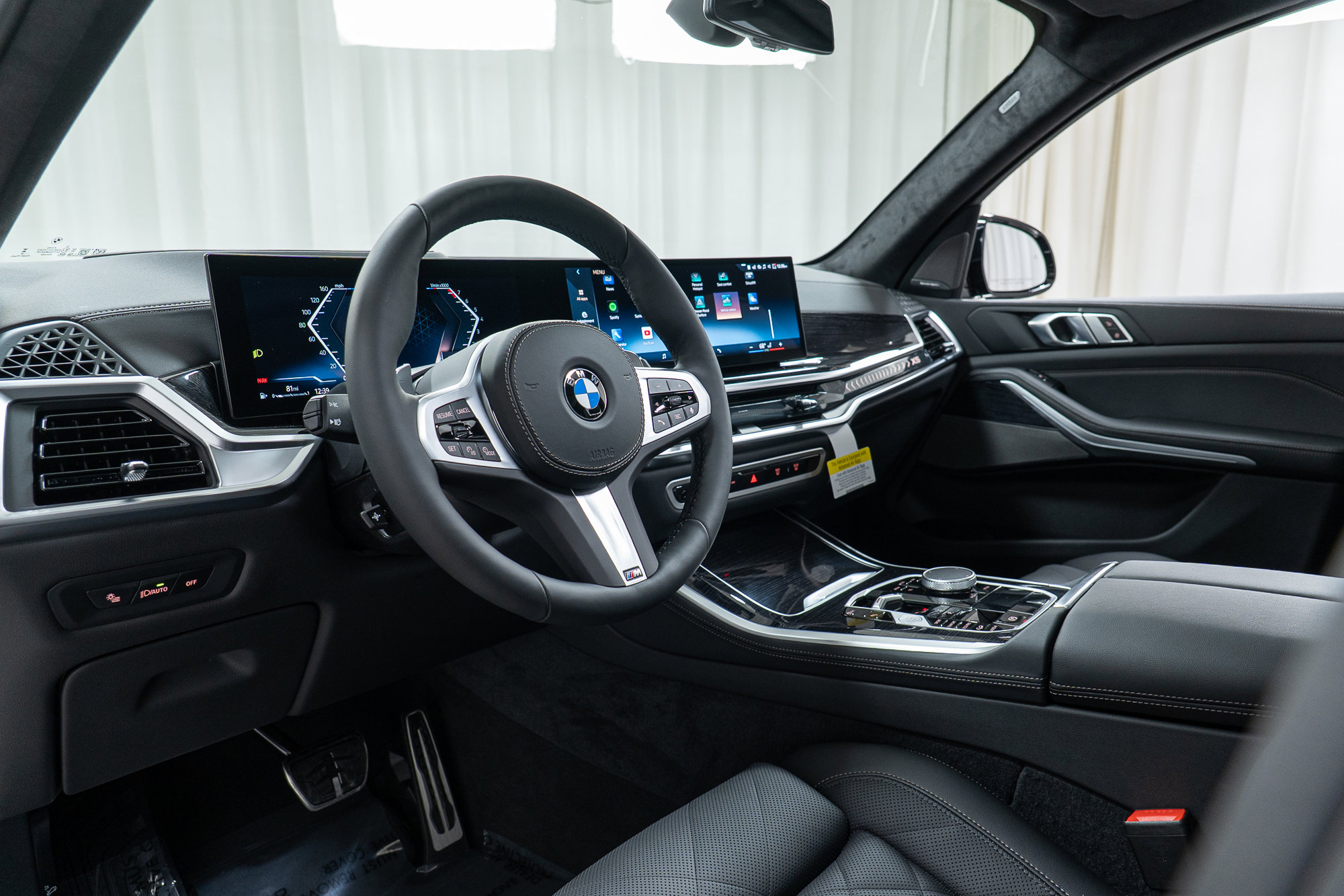 New 2026 BMW X5 xDrive40i w/ M Sport Package image 12