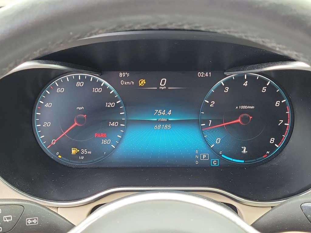 Used 2021 Mercedes-Benz GLC 300 image 27