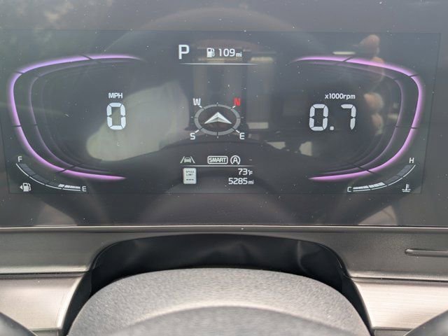 Used 2025 Kia Sportage EX image 23