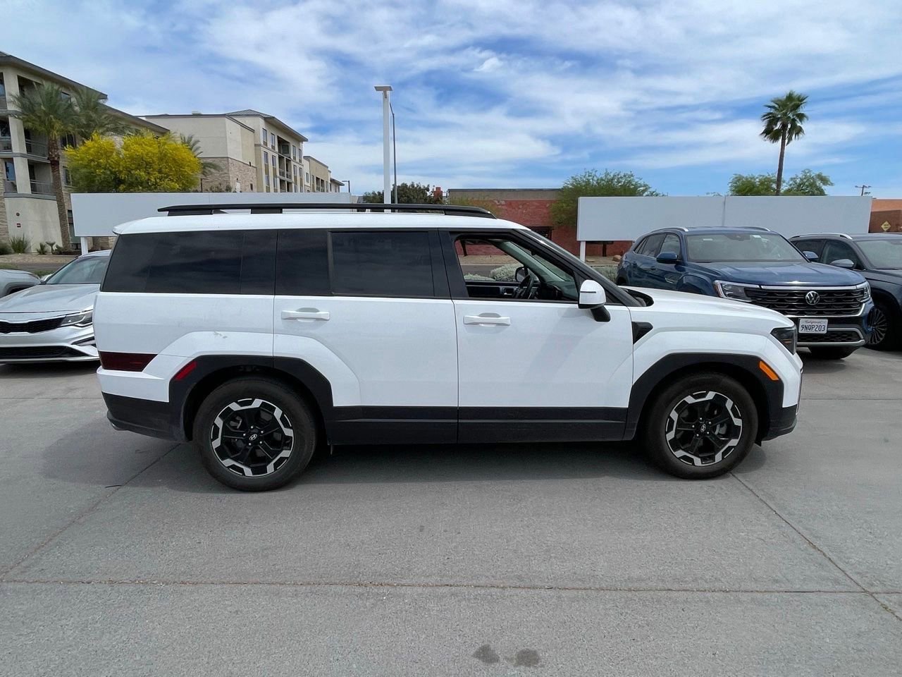 Used 2025 Hyundai Santa Fe SEL image 3