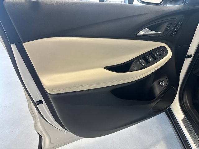 Used 2023 Buick Encore GX Essence w/ Experience Buick Package AWD/4WD image 23