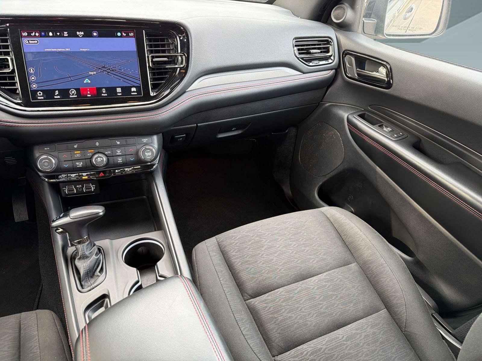 Used 2025 Dodge Durango GT AWD/4WD image 28