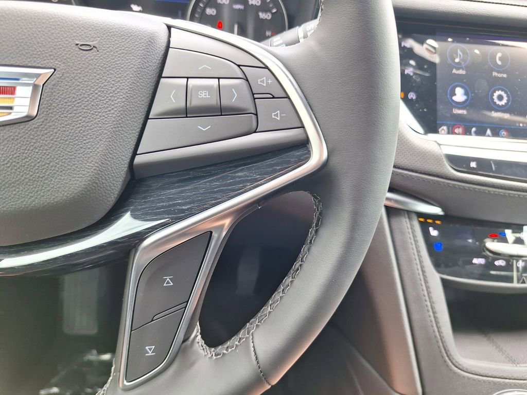 New 2026 Cadillac XT5 Premium Luxury w/ LPO, ONYX Package FWD image 19