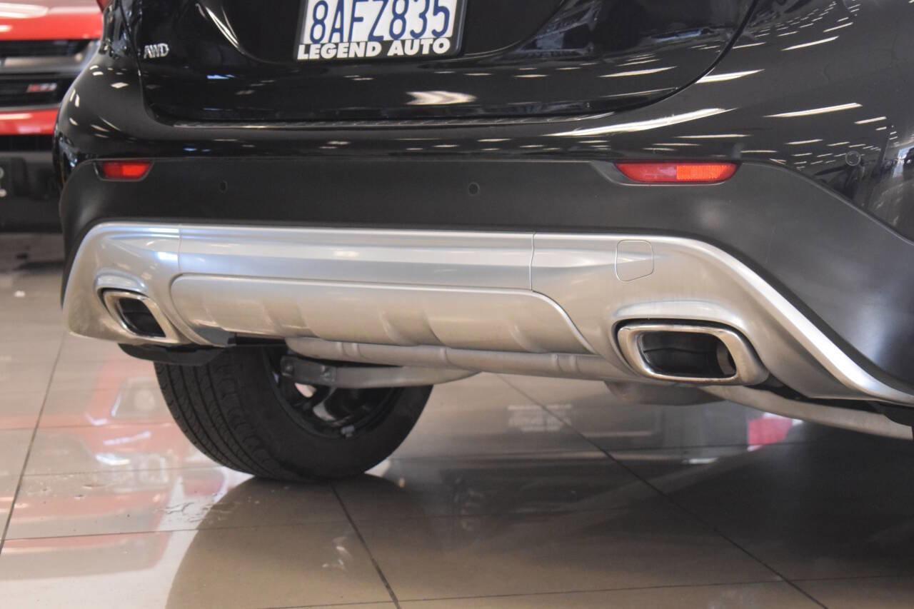 Used 2018 INFINITI QX30 Premium w/ Navigation Package image 56