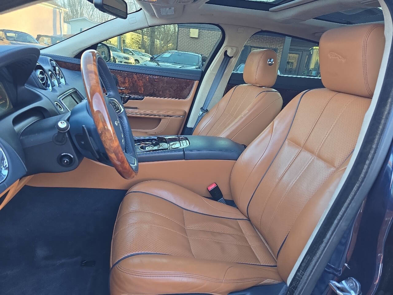 Used 2014 Jaguar XJ L Portfolio image 16