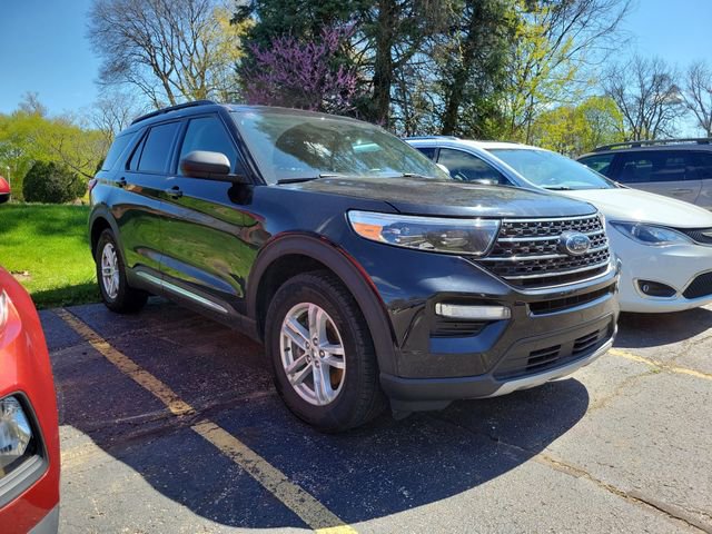 Used 2021 Ford Explorer XLT w/ Equipment Group 202A AWD/4WD image 1