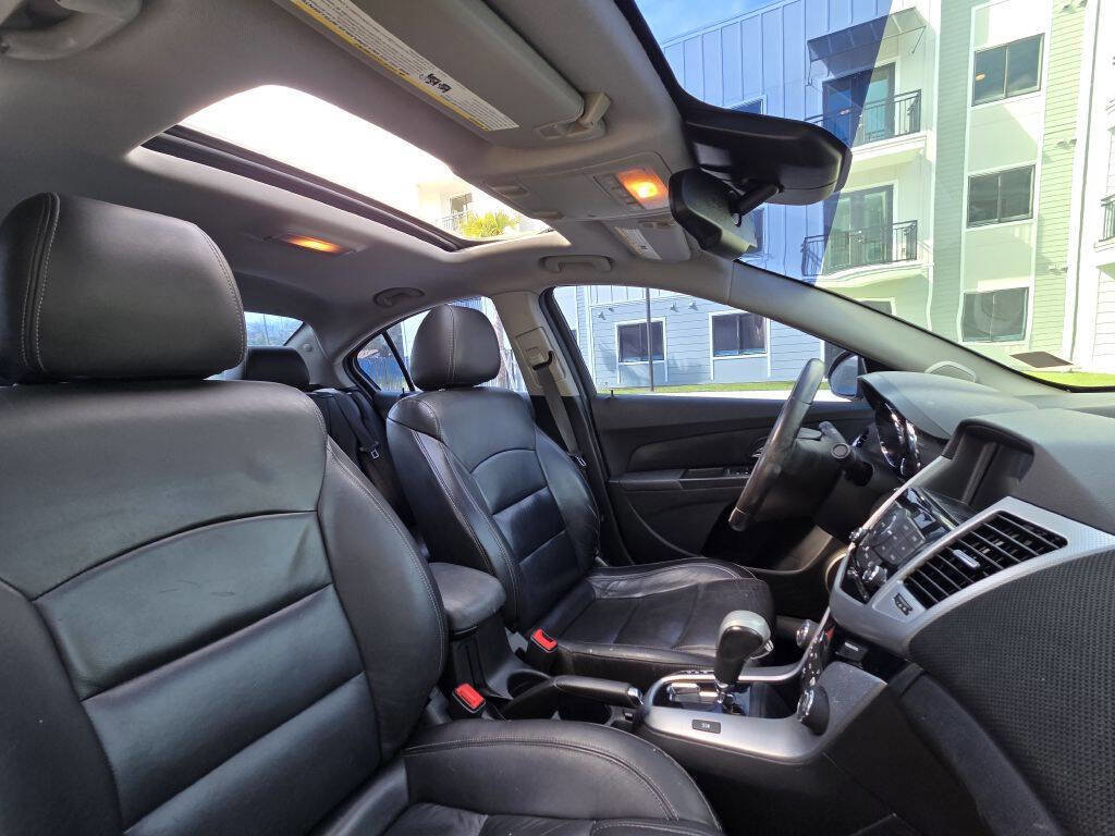 Used 2015 Chevrolet Cruze LTZ w/ Sun, Sound and Sport Package image 45