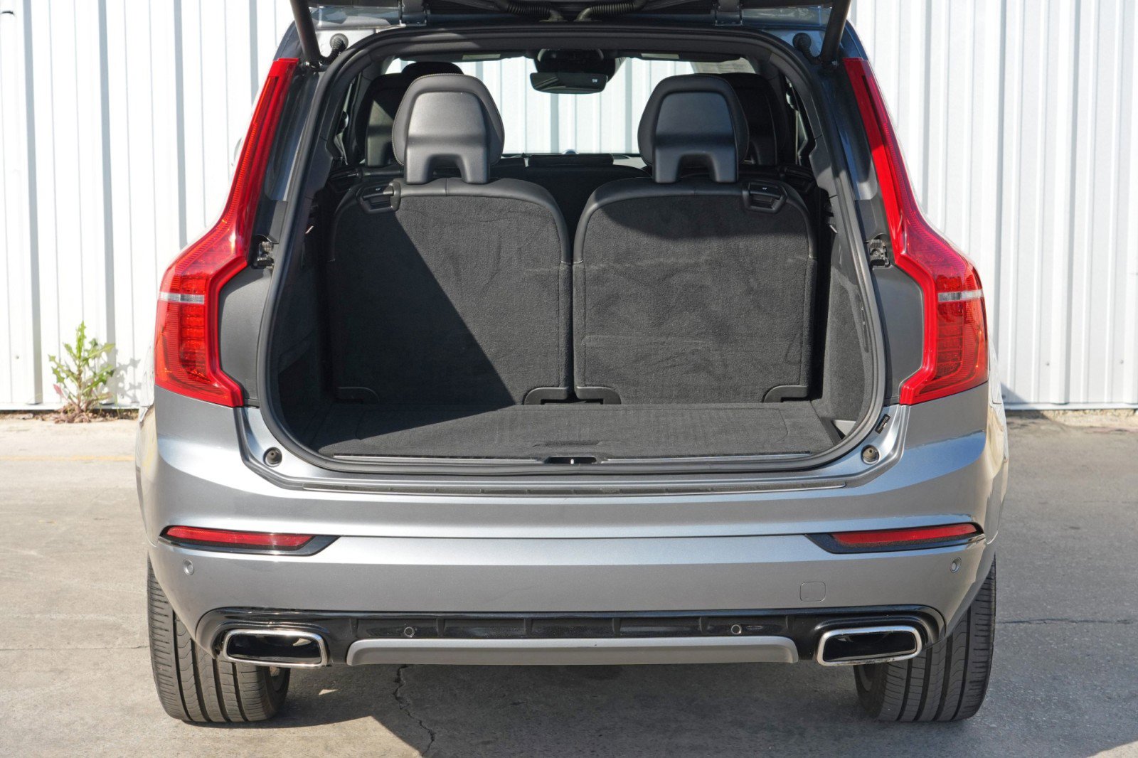 Used 2019 Volvo XC90 T6 R-Design w/ Protection Package Premier image 9