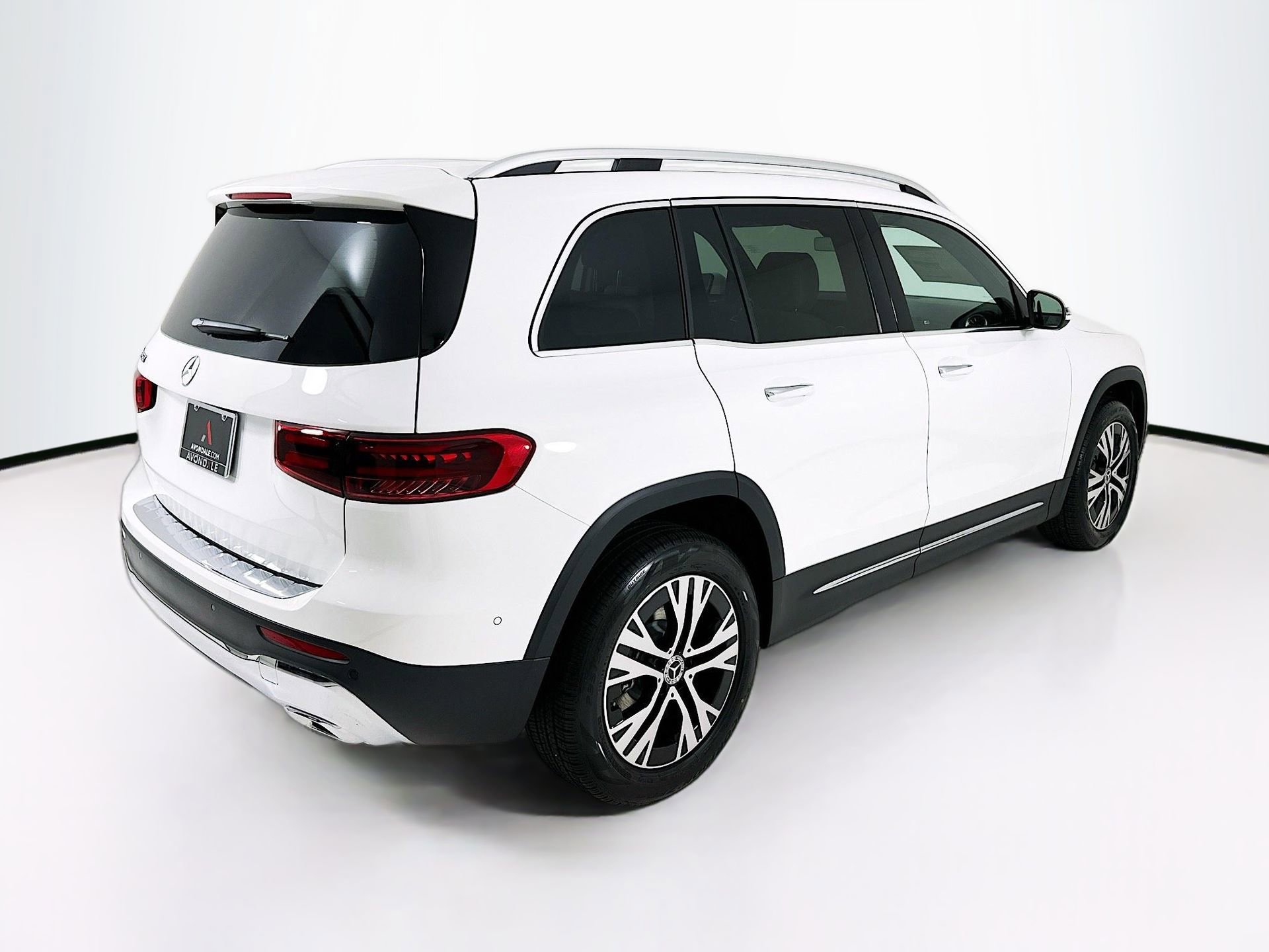 New 2026 Mercedes-Benz GLB 250 image 8
