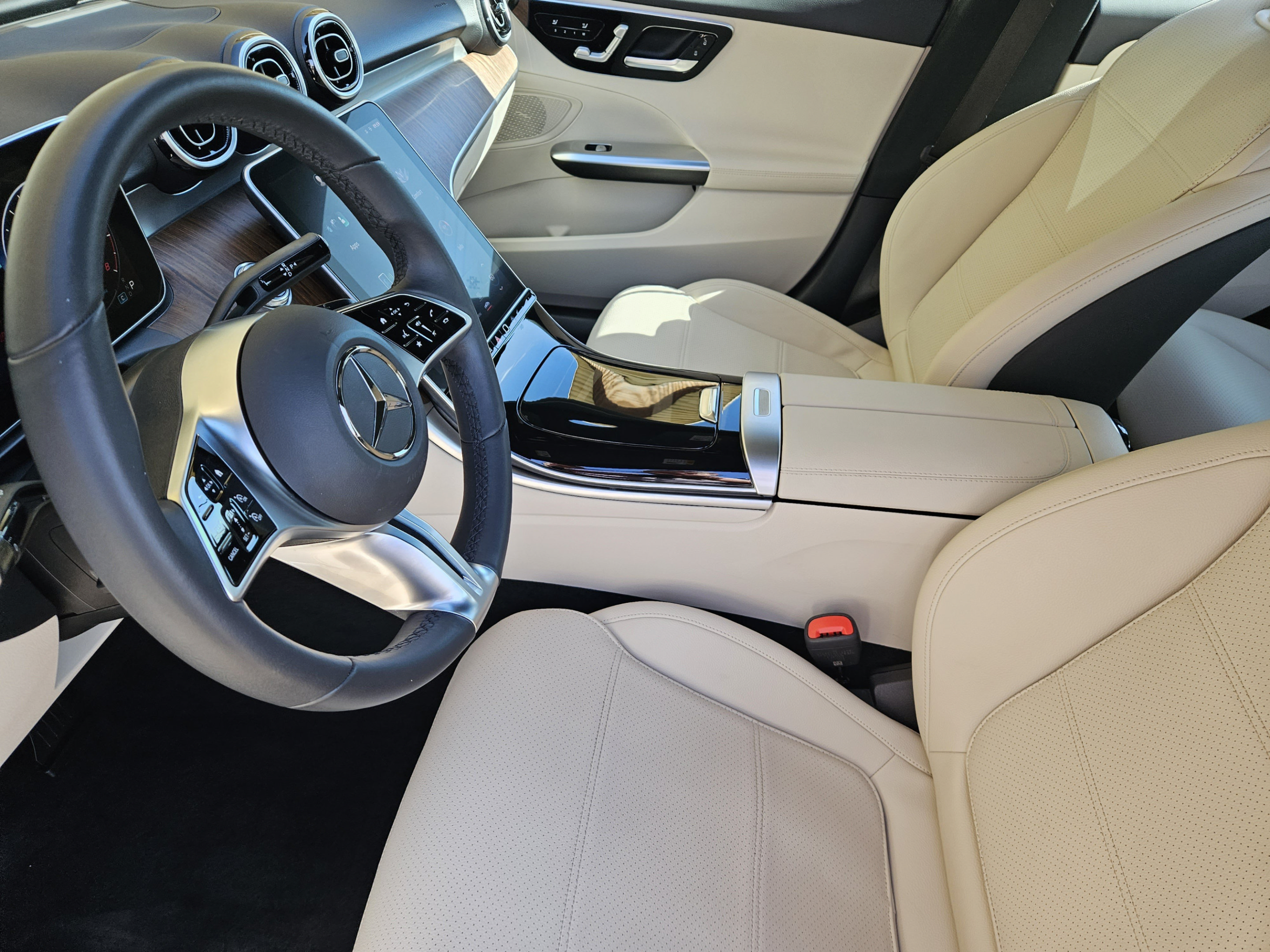 Certified 2024 Mercedes-Benz C 300 Sedan image 9