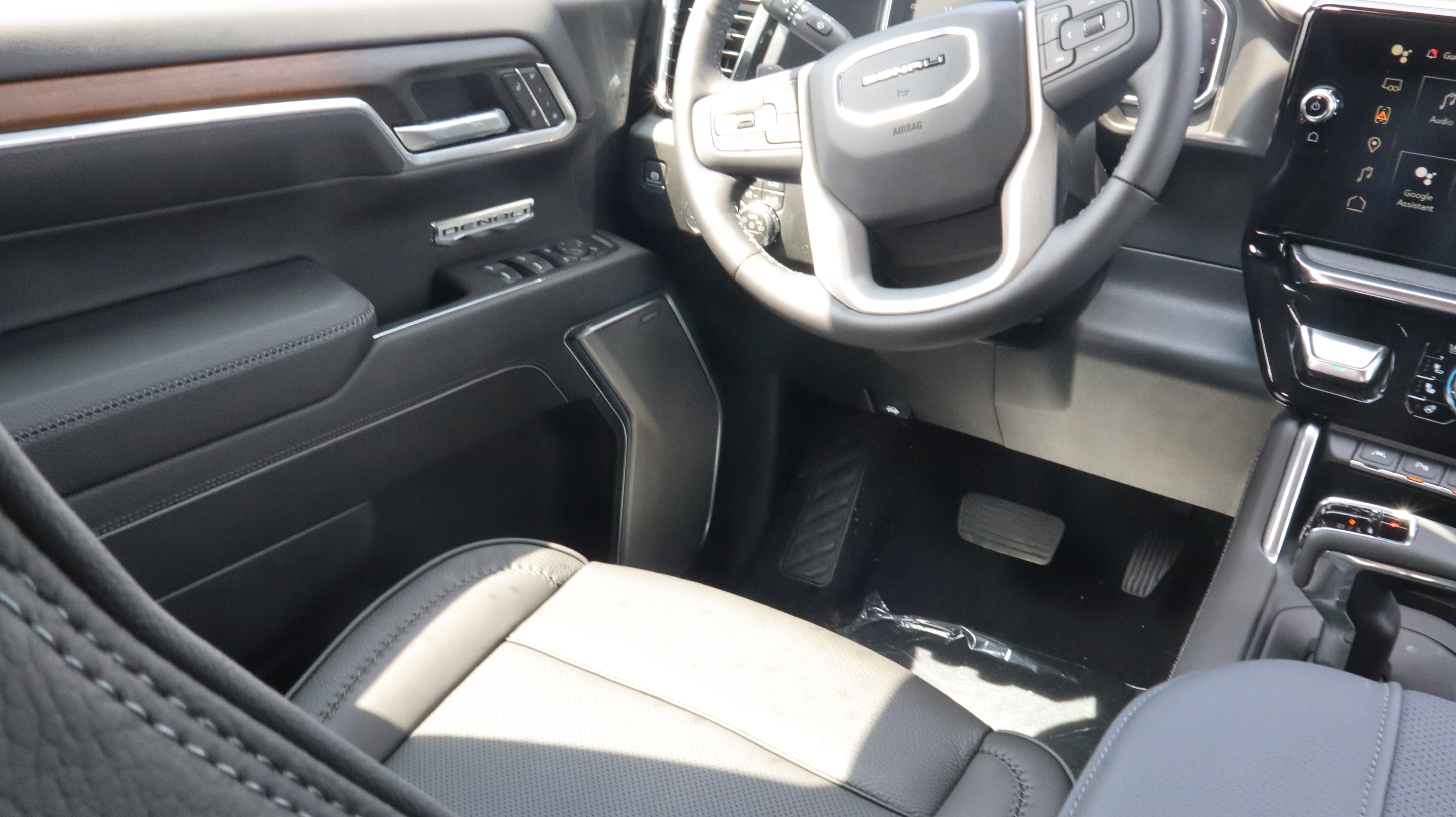 New 2026 GMC Sierra 1500 Denali AWD/4WD image 13